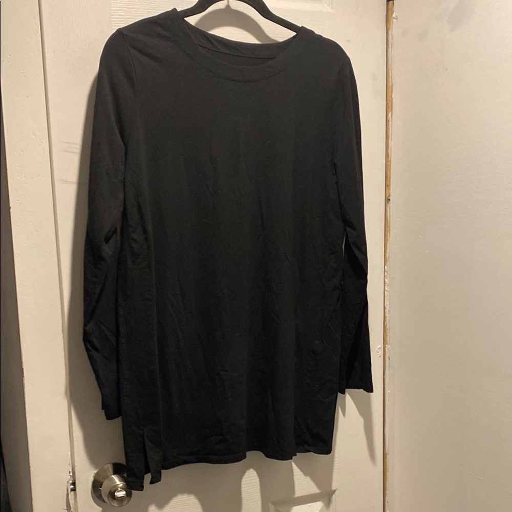 J. Jill Black long sleeve tunic Soft Crew Neck